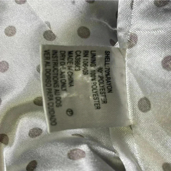 Tahari Gray two piece skirt suit size 8p - Picture 7 of 15